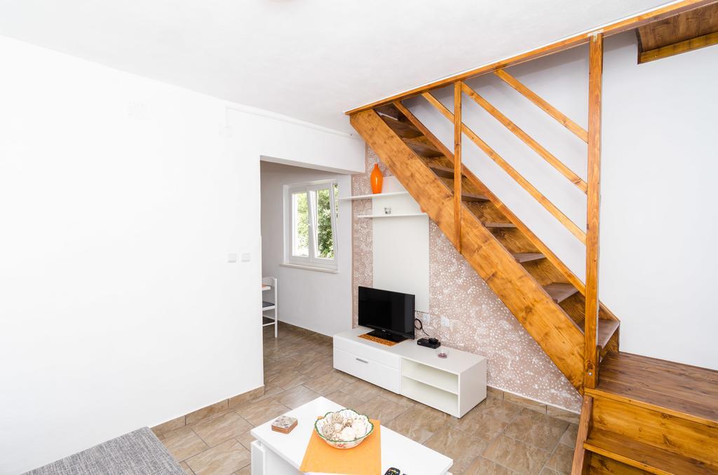 Apartments Leviana ซาปลูนารา ภายนอก รูปภาพ