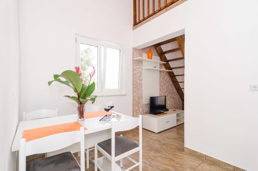 Apartments Leviana ซาปลูนารา ภายนอก รูปภาพ