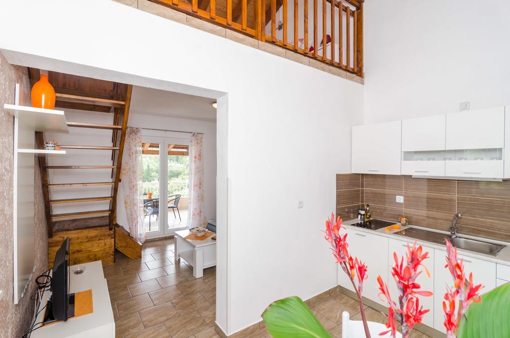 Apartments Leviana ซาปลูนารา ภายนอก รูปภาพ