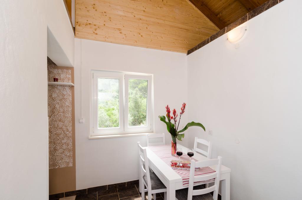 Apartments Leviana ซาปลูนารา ภายนอก รูปภาพ