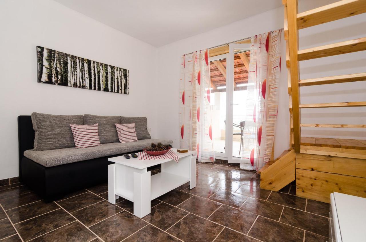 Apartments Leviana ซาปลูนารา ภายนอก รูปภาพ